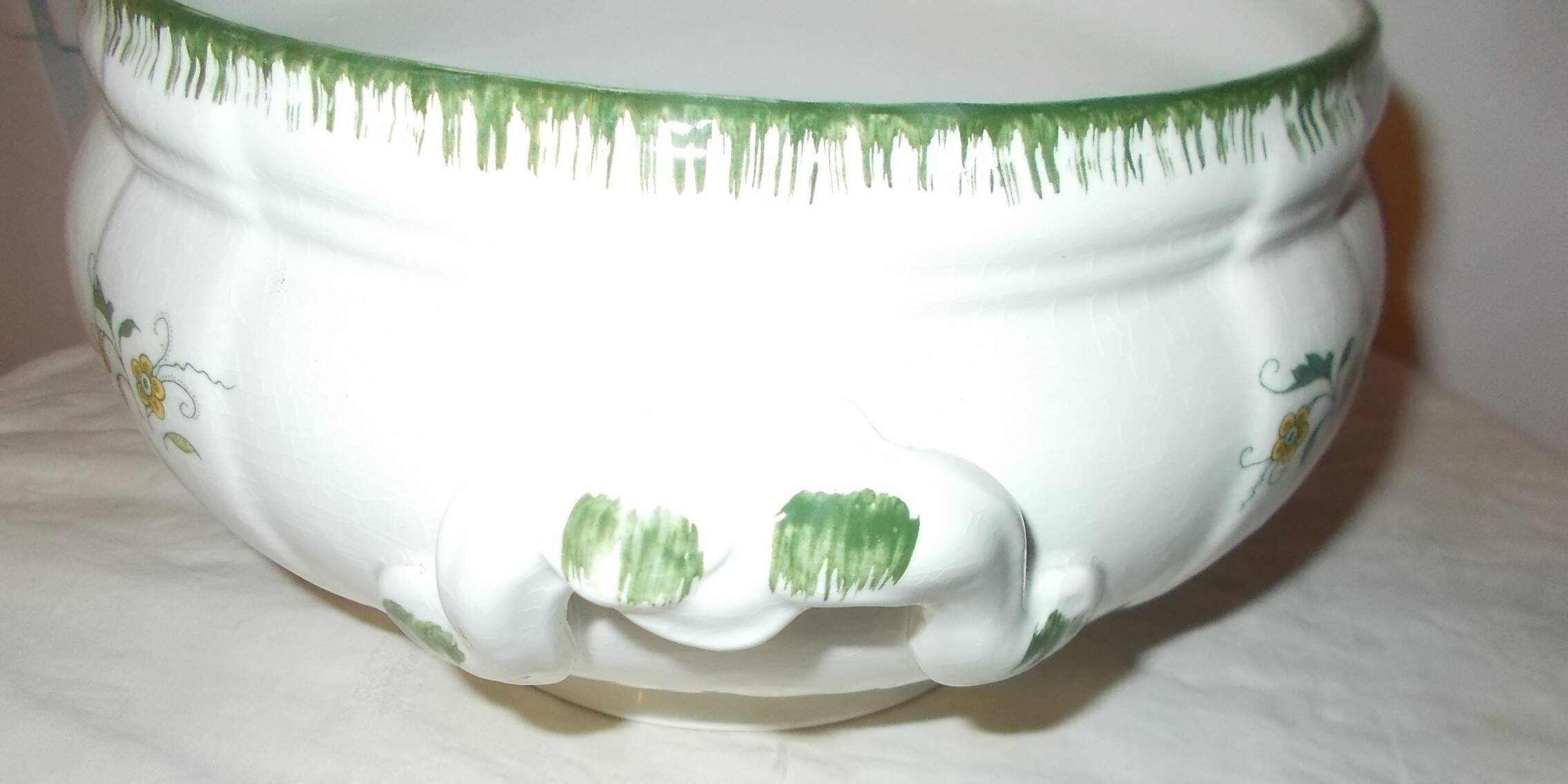 Sarreguemines soup tureen