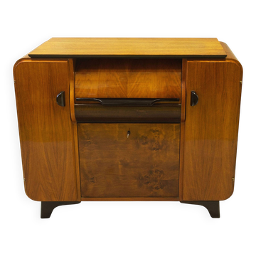 Cabinet d'enregistrement Jindřich Halabala des années 1950 – Icône du design mid-century en noyer