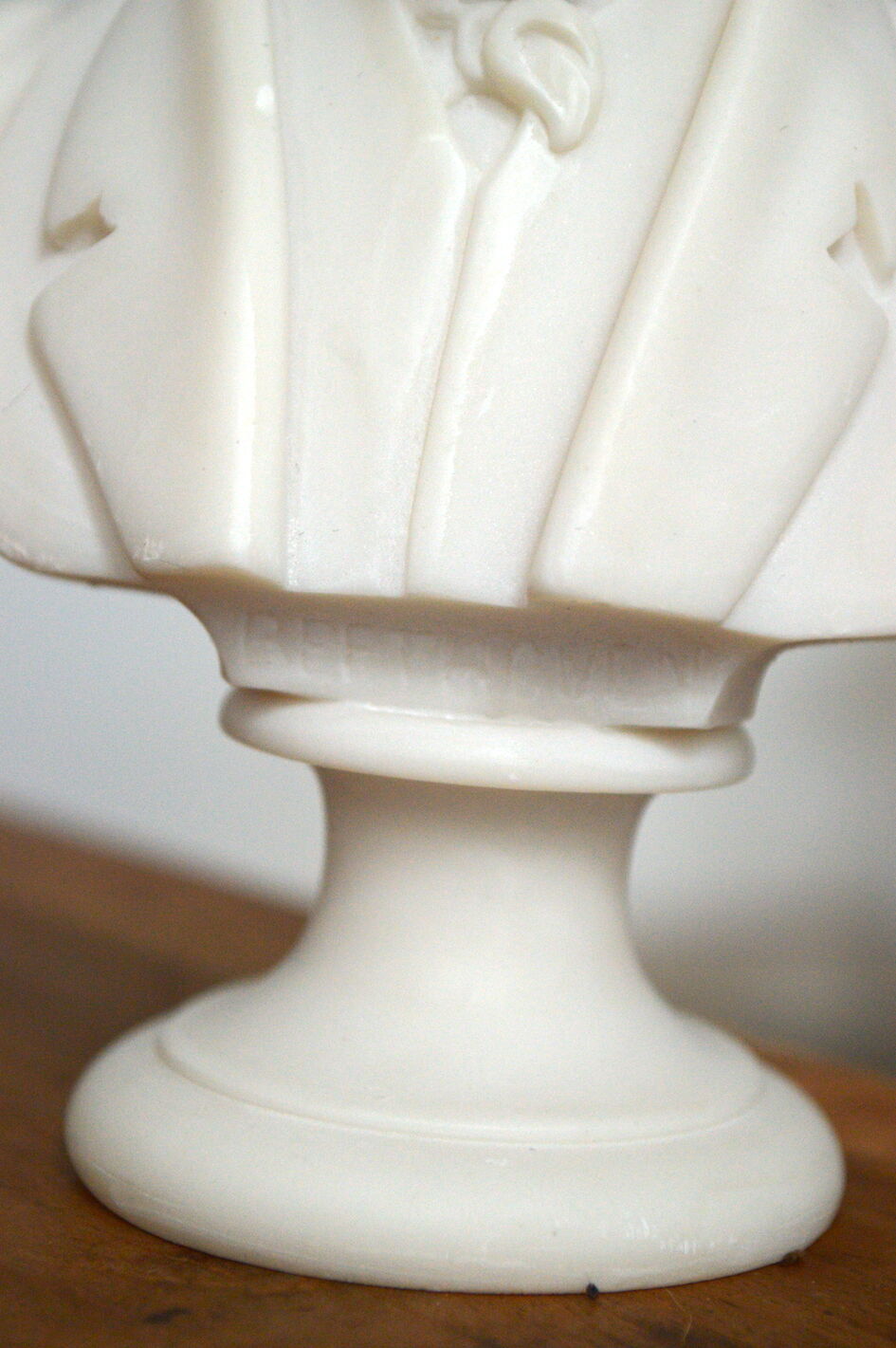 Small bust in alabaster beethoven