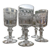 Suite de 7 verres a porto ou vin cuit en baccarat ancien frise grecque