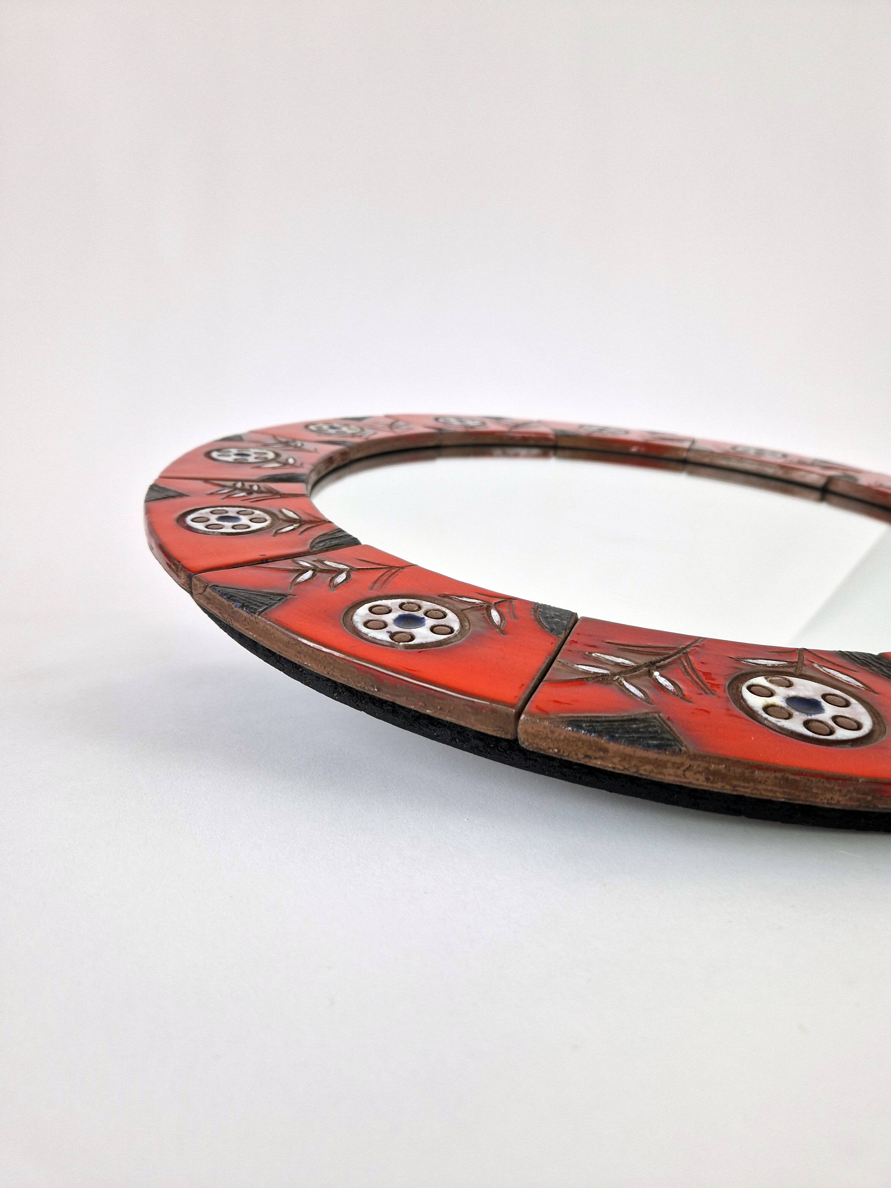 Round mirror (51cm) in vintage ceramic 1960