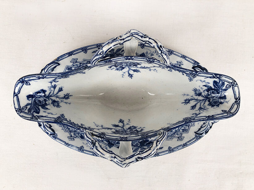 Creil - Montereau, a saucer and its sleeper. LM - Co