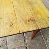 Farm table