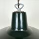 Lampe d’usine industrielle française en émail vert foncé, années 1960