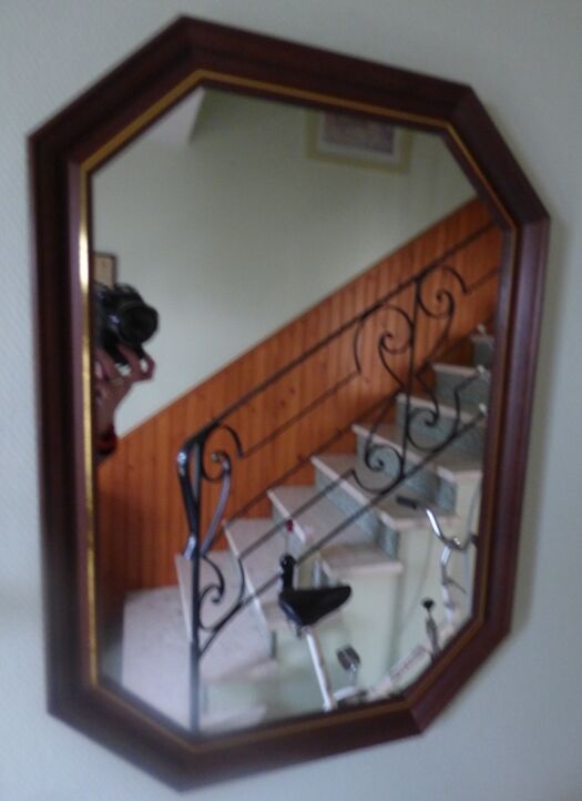 Solid wood mirror with gilded metal edging 47.50x 67 cm