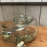 Bocal ancien en verre déformé