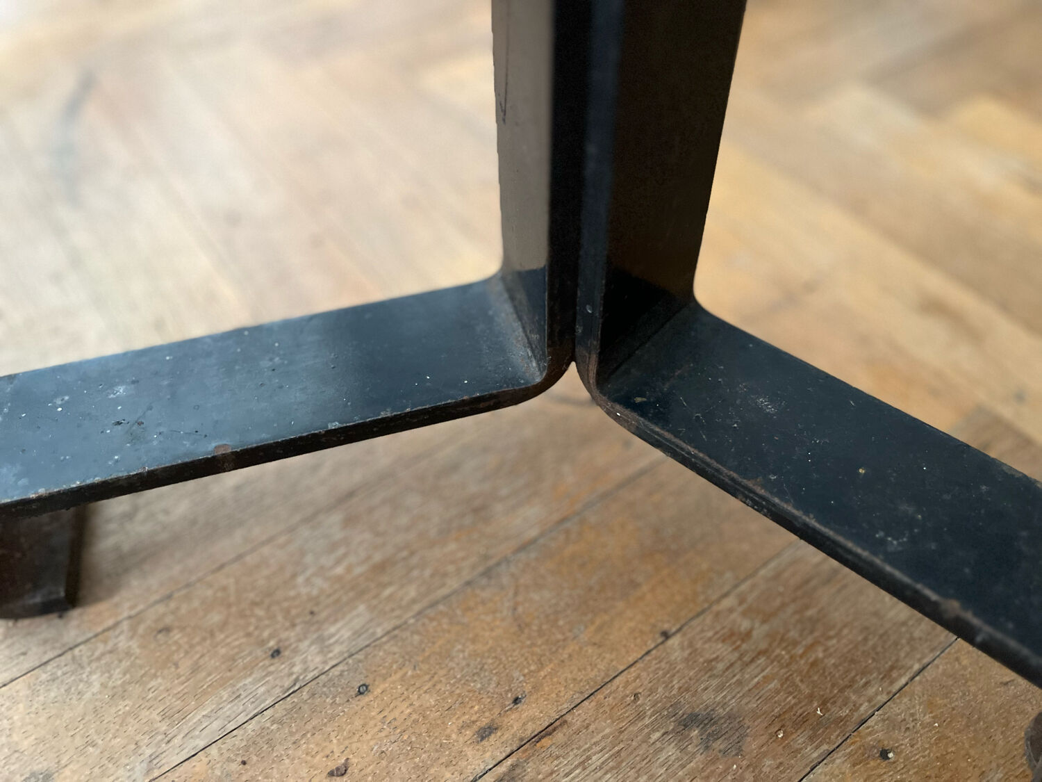 Table Charlotte Perriand