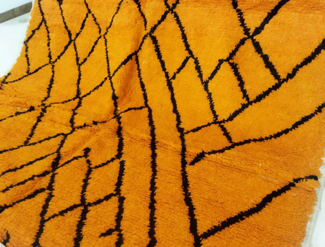 Moroccan berber rug 304x186cm