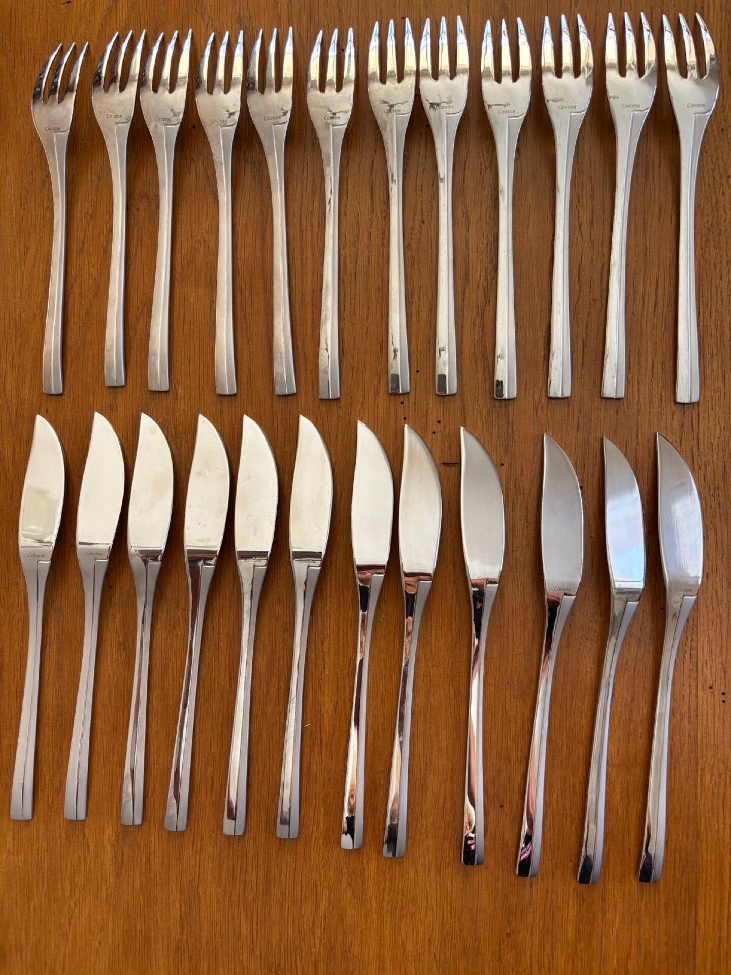 Exceptional Couzon household set Neuvième Art – 123 pieces – stainless steel 18/10