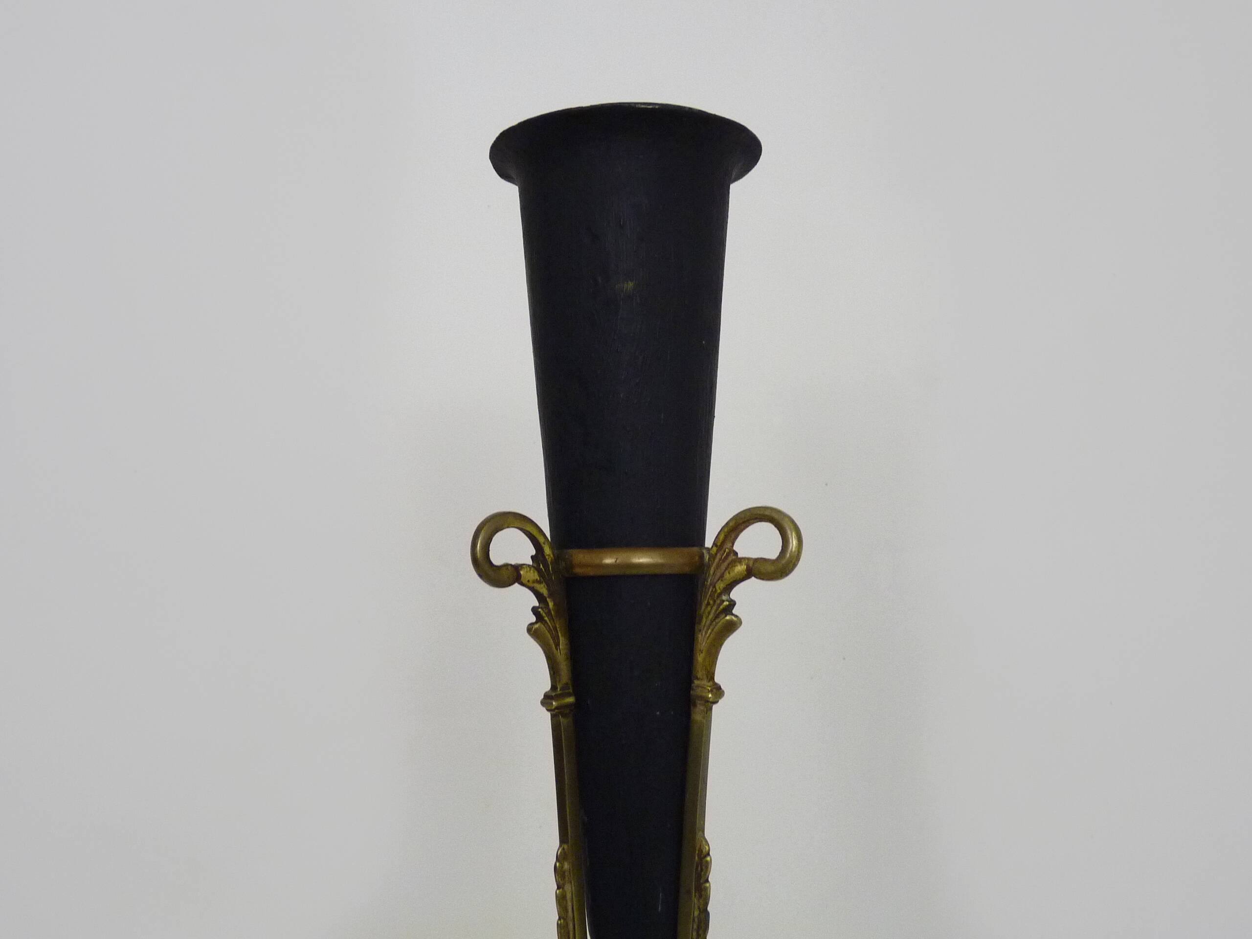 Cornet vase bronze and metal. Napoleon III 19th century.