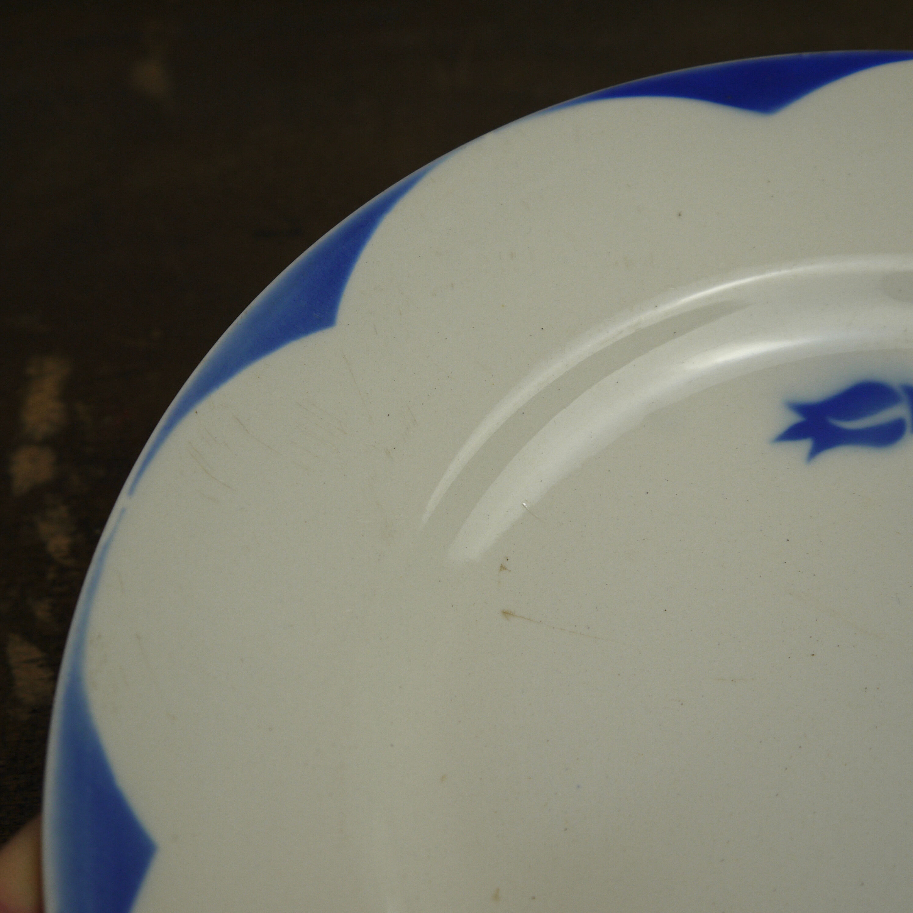 Plat en faience Digoin Corsica
