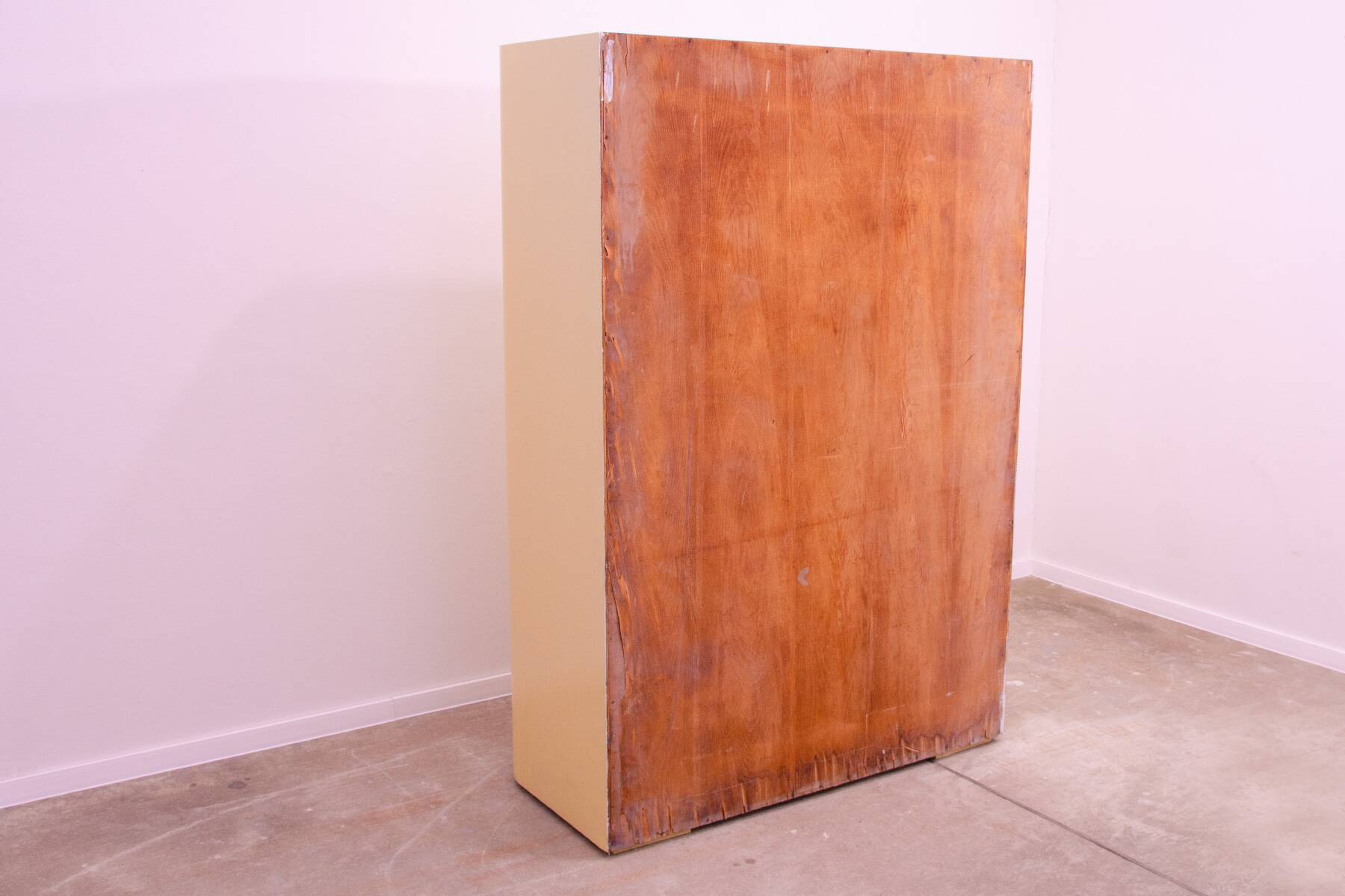 Armoire Bauhaus, années 1930, Tchécoslovaquie