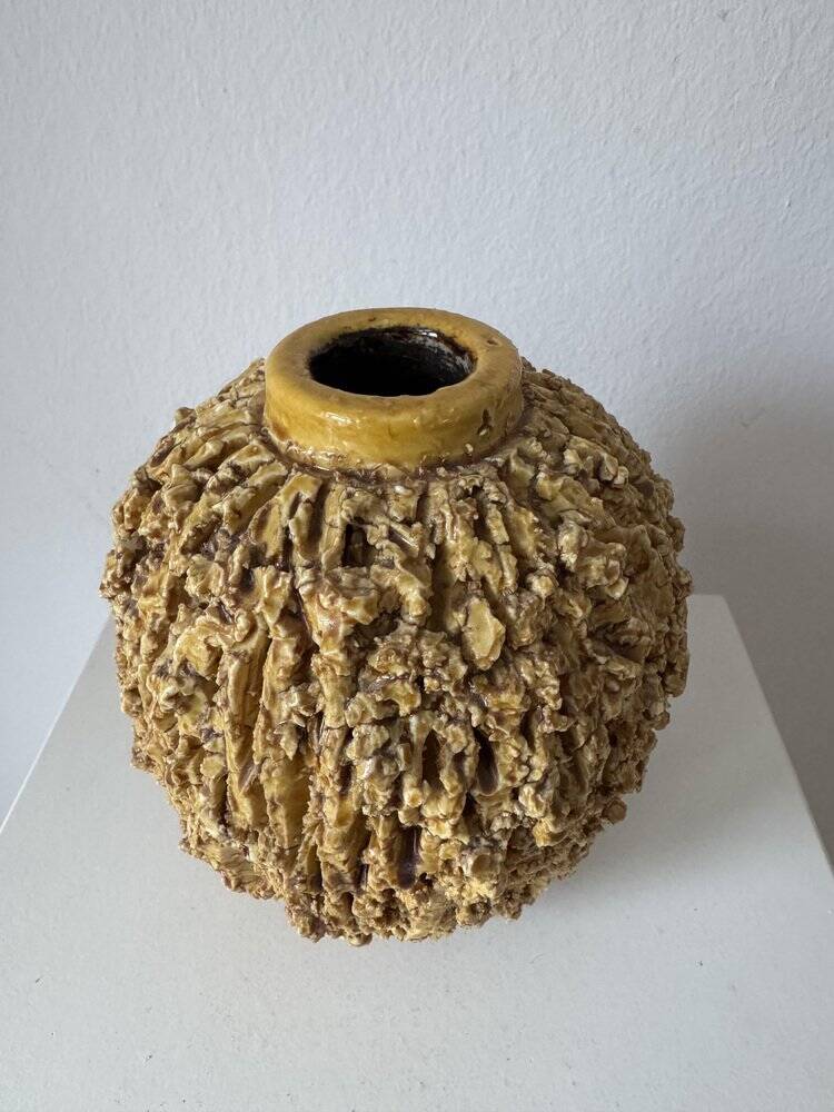 Gunnar Nylund, Hedgehog vase, Rörstrand, sweden 1960s