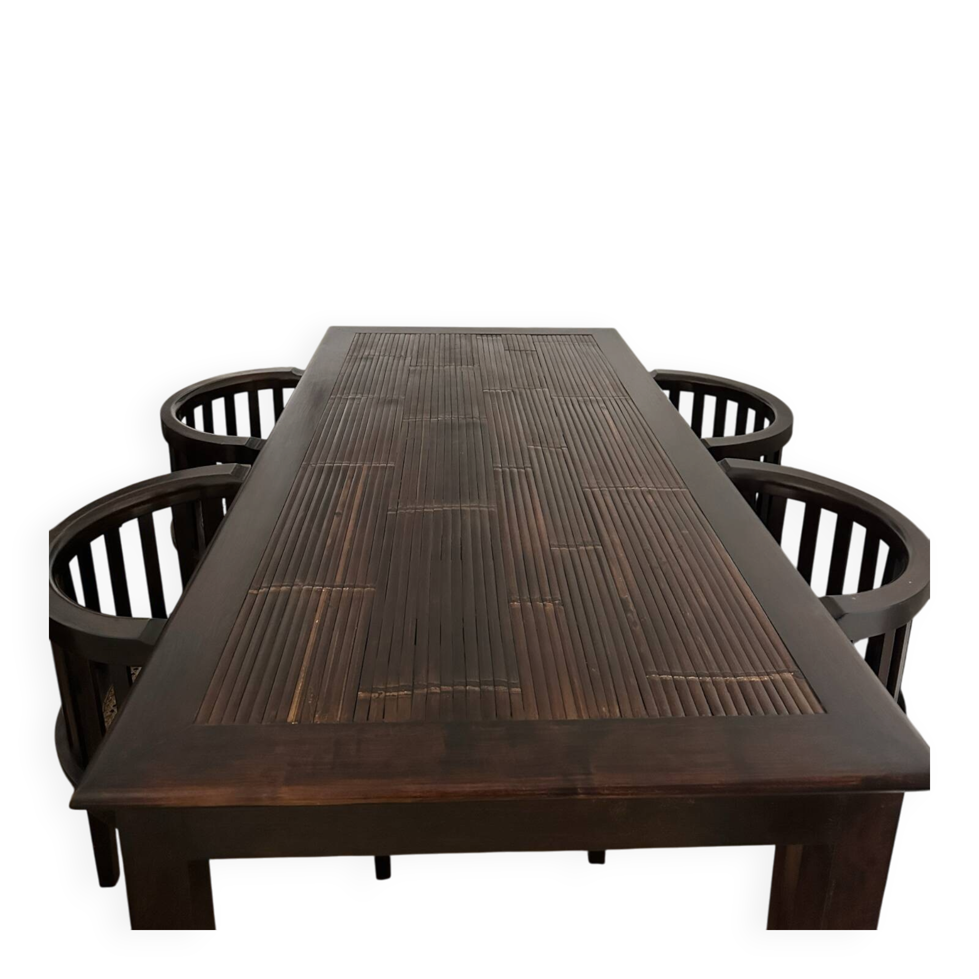 Wenge wood dining table and its 4 chairs.