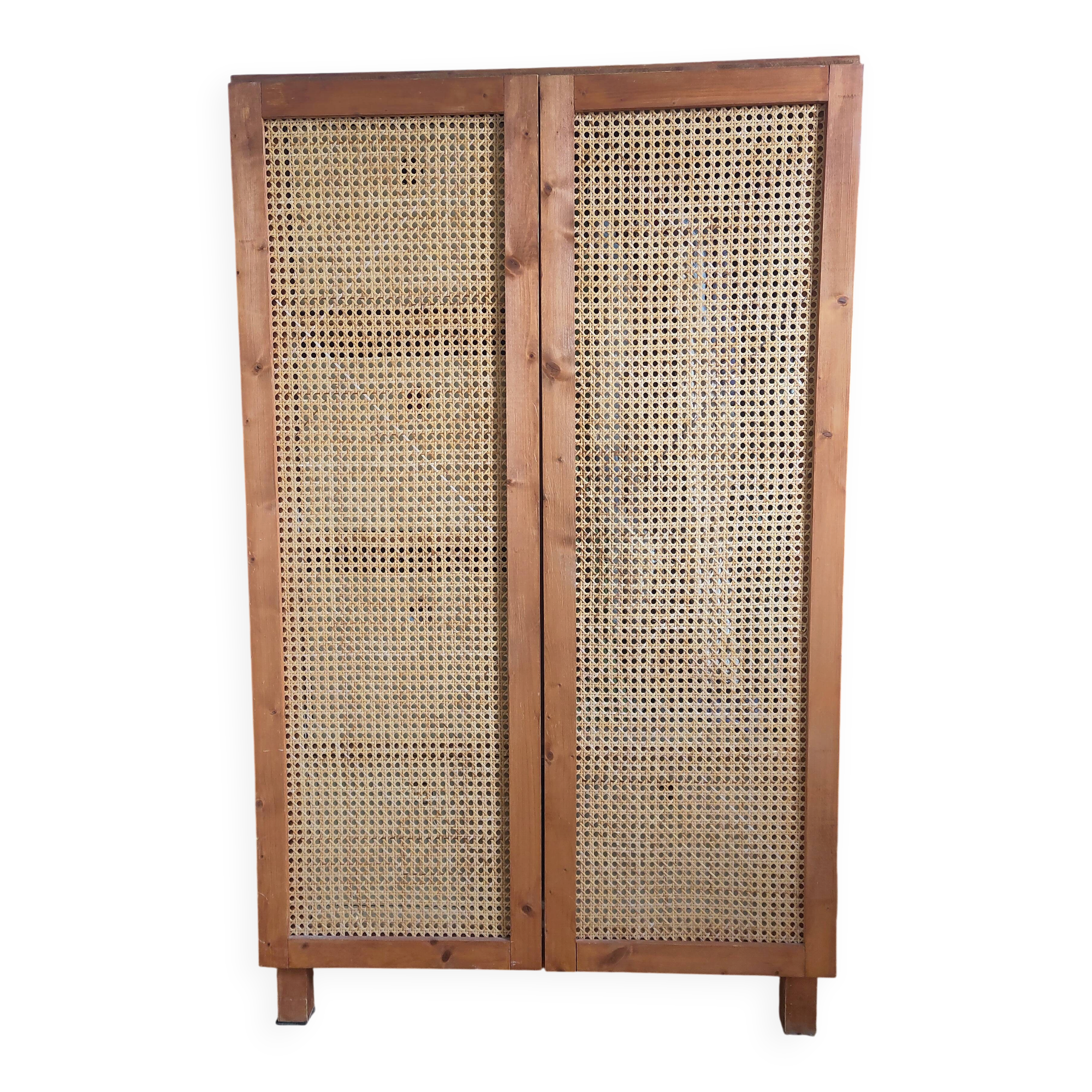 Wardrobe with drawers