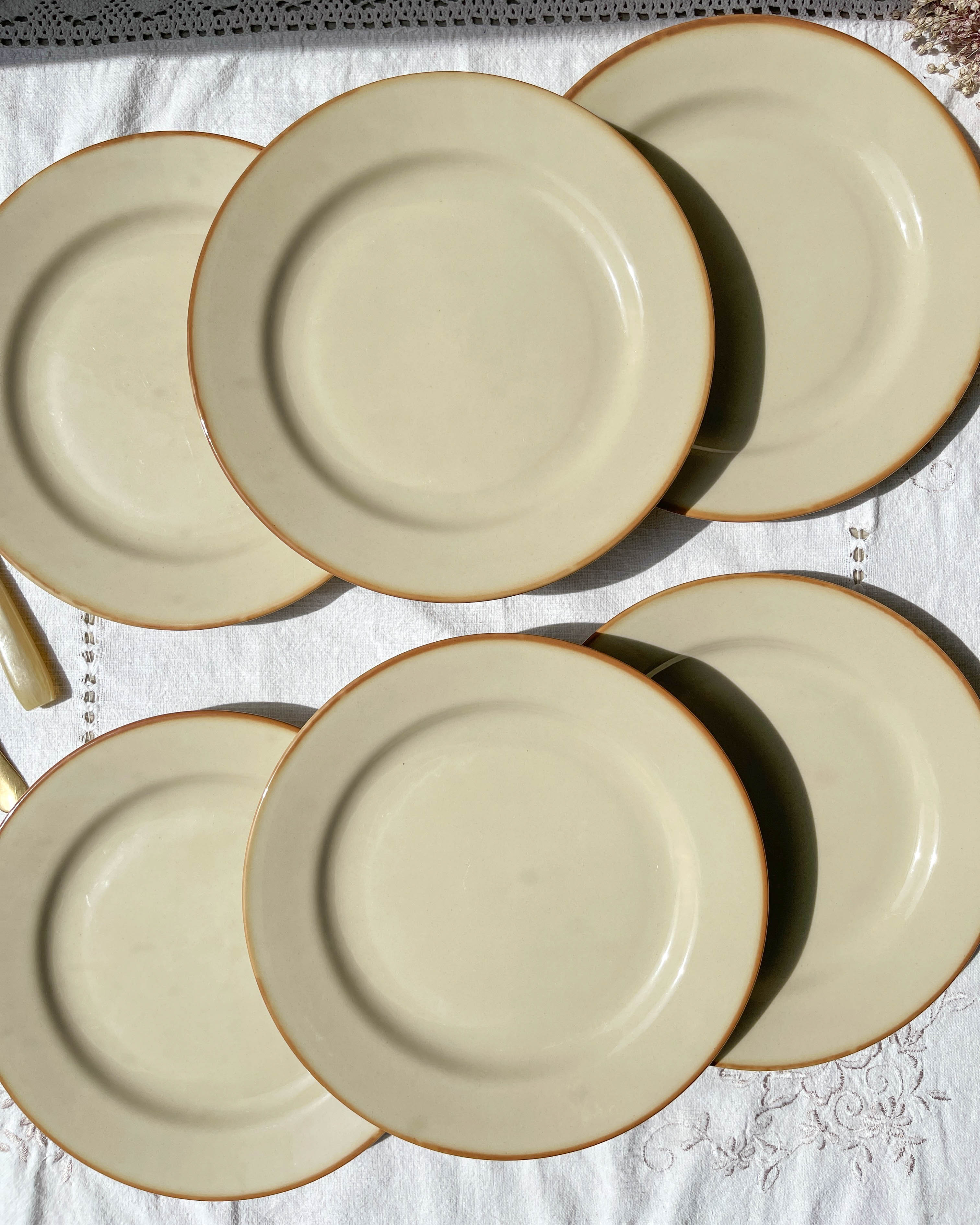 6 Flat plates in beige sandstone Tulowice Poland 1970