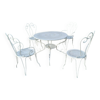 1900 wrought iron garden furniture