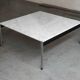 Table basse par Kho Liang Ie