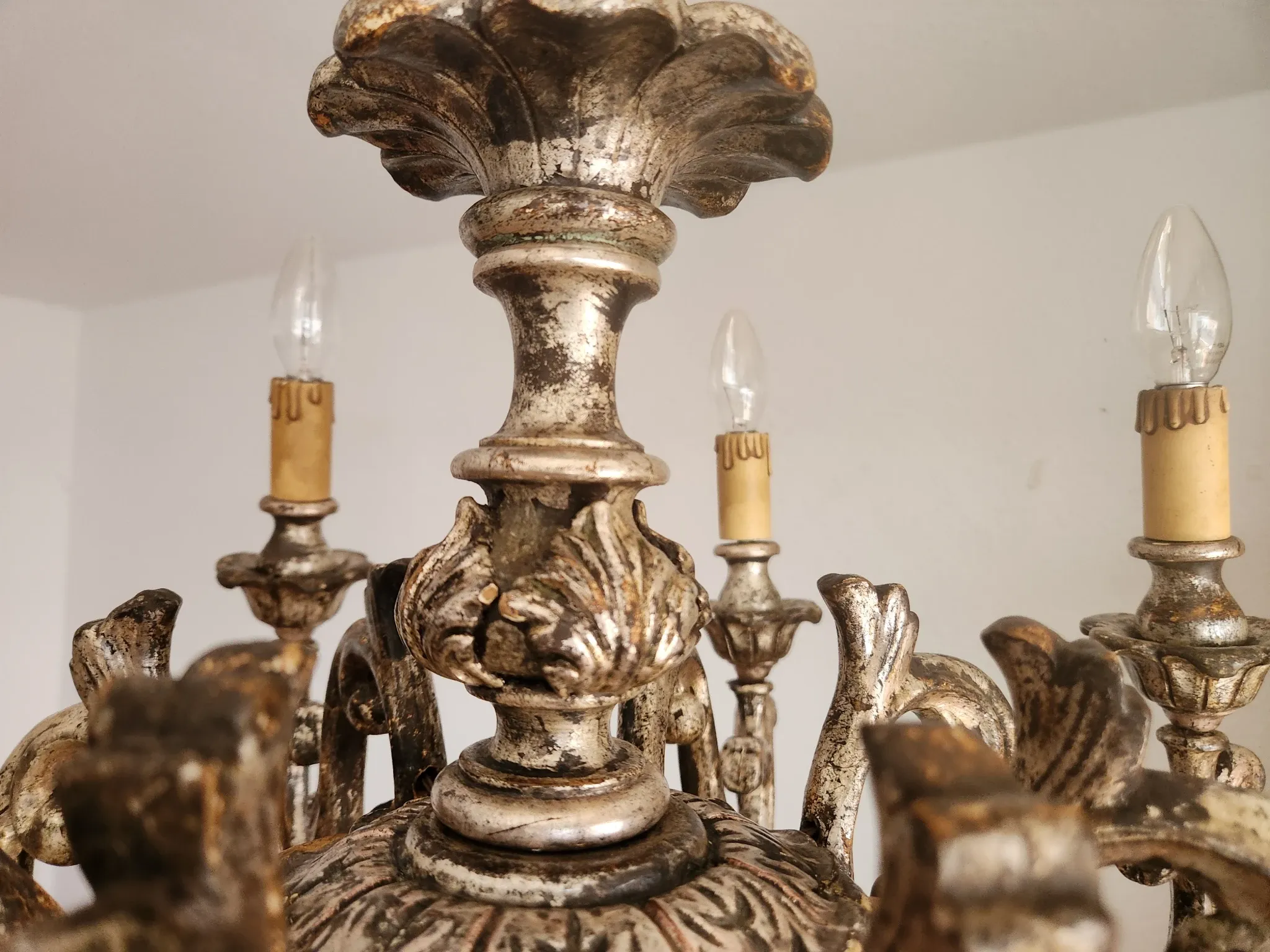 Xl Large Vintage Regency Mid Century Louis XV Baroque Rococo Hand Painted Carved Wood 8 Light Chandelier Floral, Italy, Florence 1920 1950