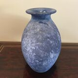 Art Deco-style vase