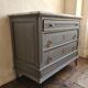 Commode ancienne rénovée avec goût