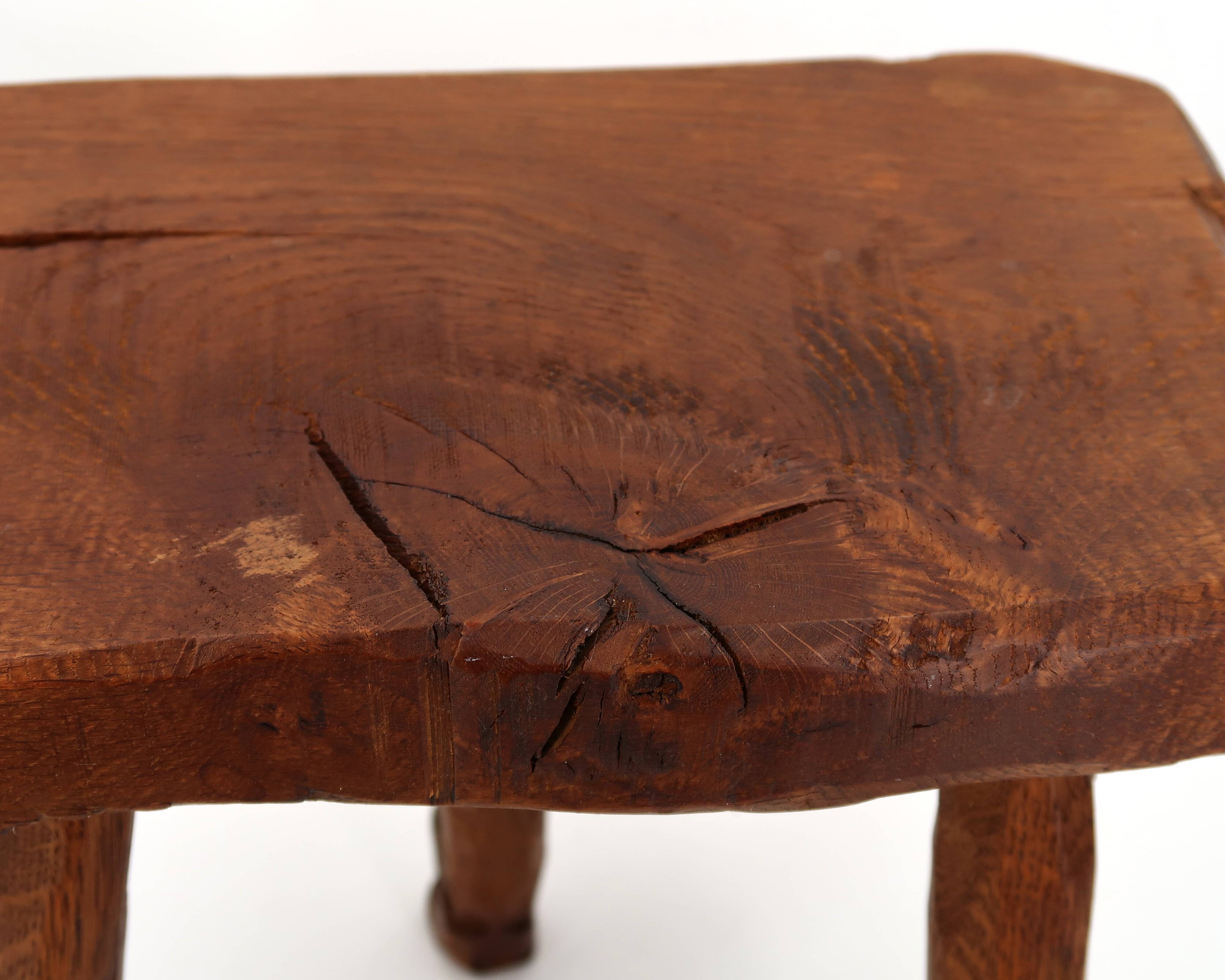 Brutalist tripod stool in wood, 1950s mountain folk art.
