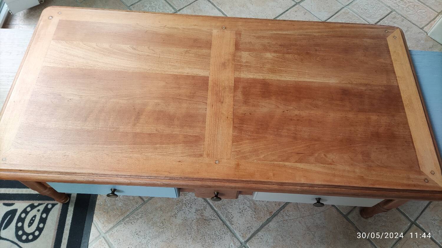 Living room coffee table