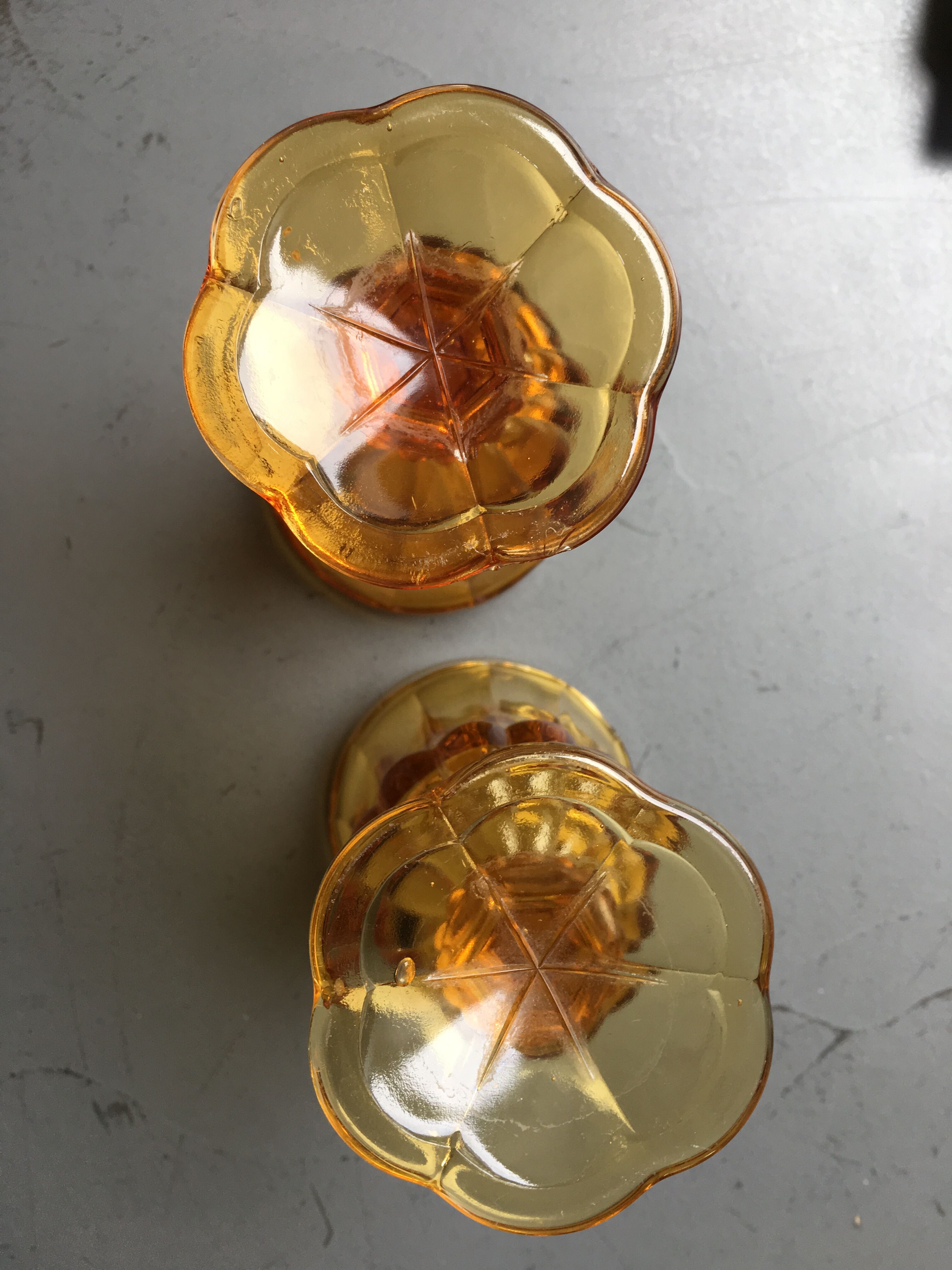 Set of 6 wine glasses Ambers