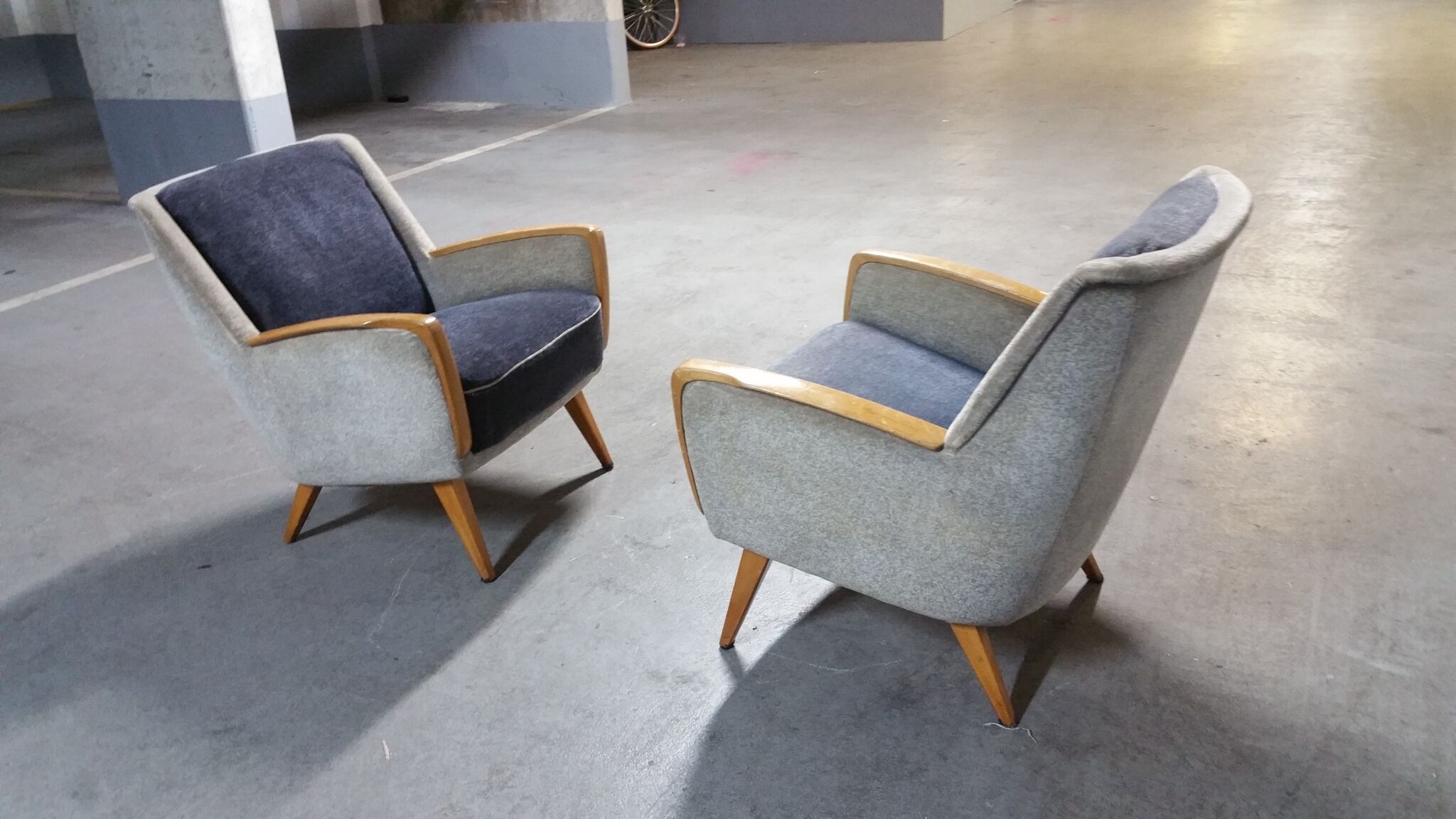 Bi color armchair of the 59/60