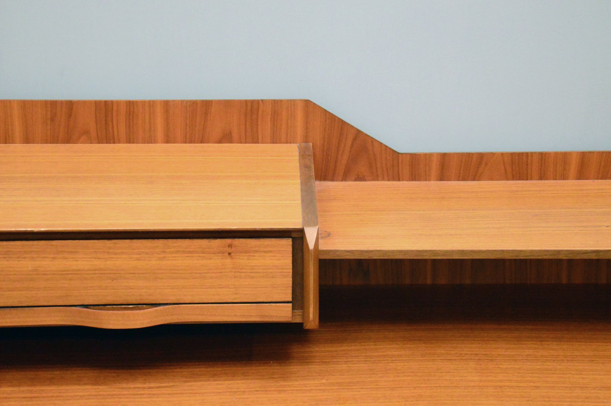 Enfilade par la sorgente dei mobili, 1960