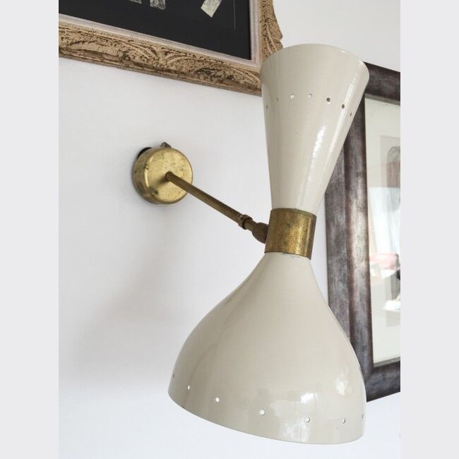 Wall lamp in the style of the Italian creations of the 50s