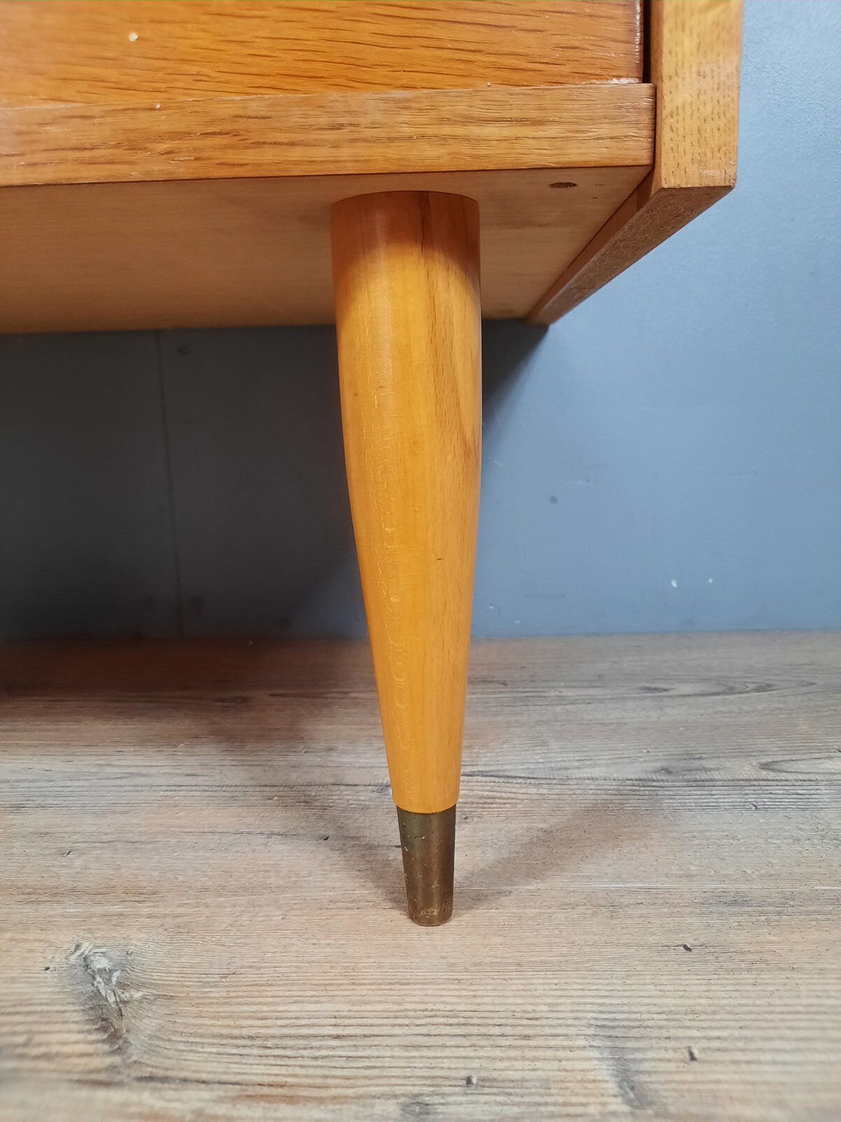 Small vintage oak rag picker