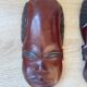 Masques africains en bois d’ébène vintage