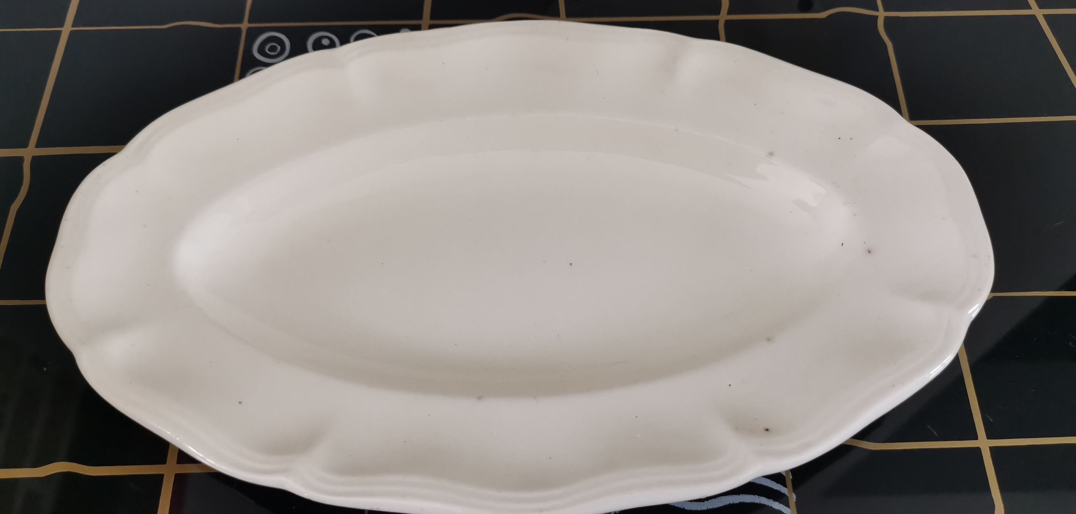 2 oval raviers Sarreguemines solid ivory color