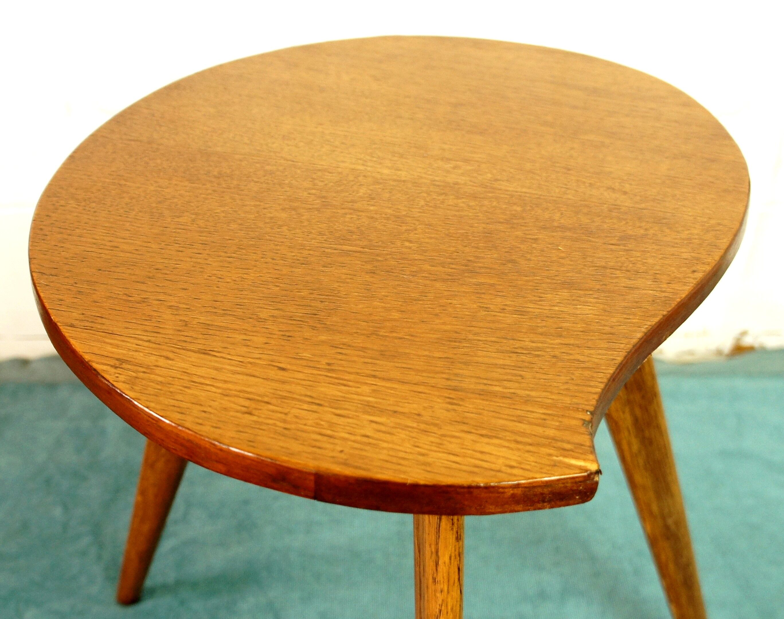 1960 compas foot tripod side table