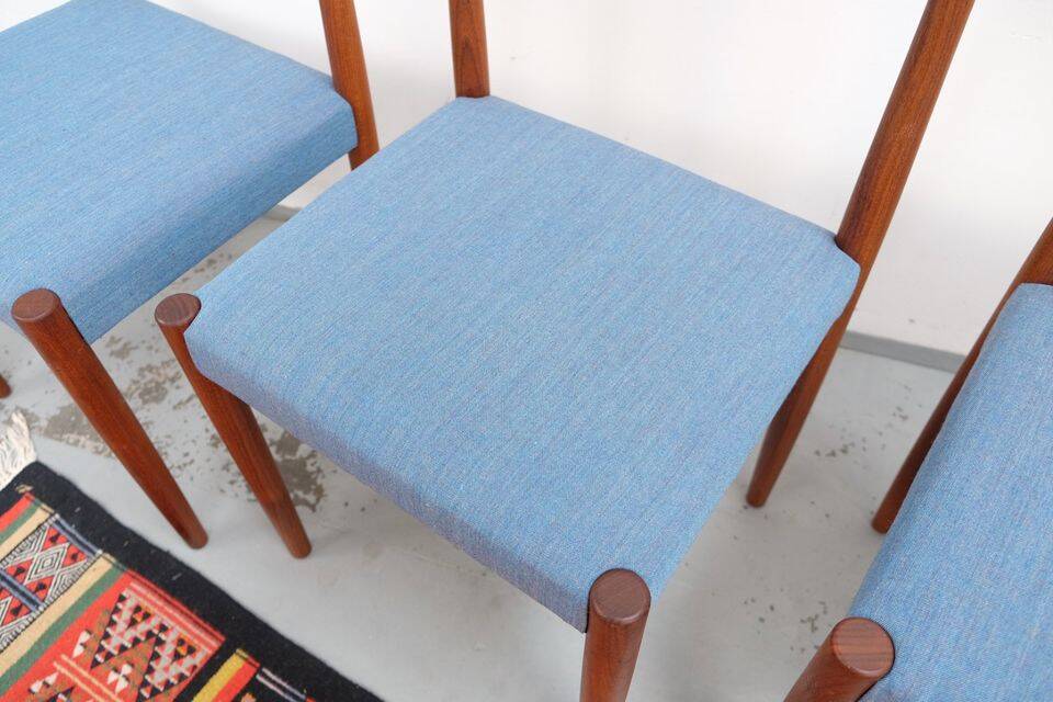 4 Danish Mid-Century style dining chairs | Teak | Kvadrat fabric
