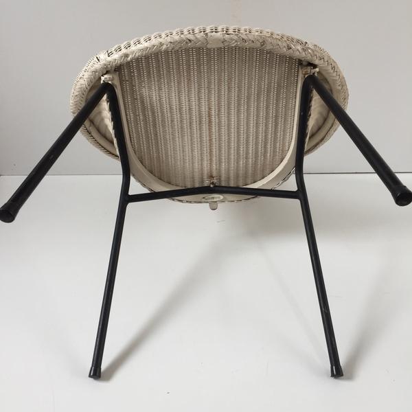 Chaise lusty lloyd loom blanche osier et métal