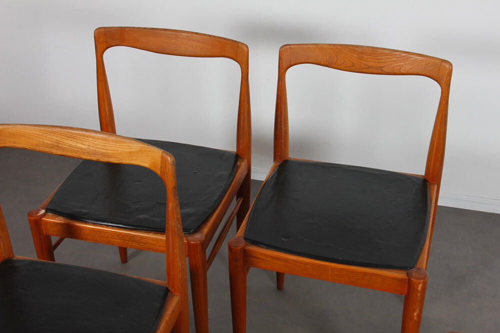 Chairs published by the manufacturer Drevotvar, 1960