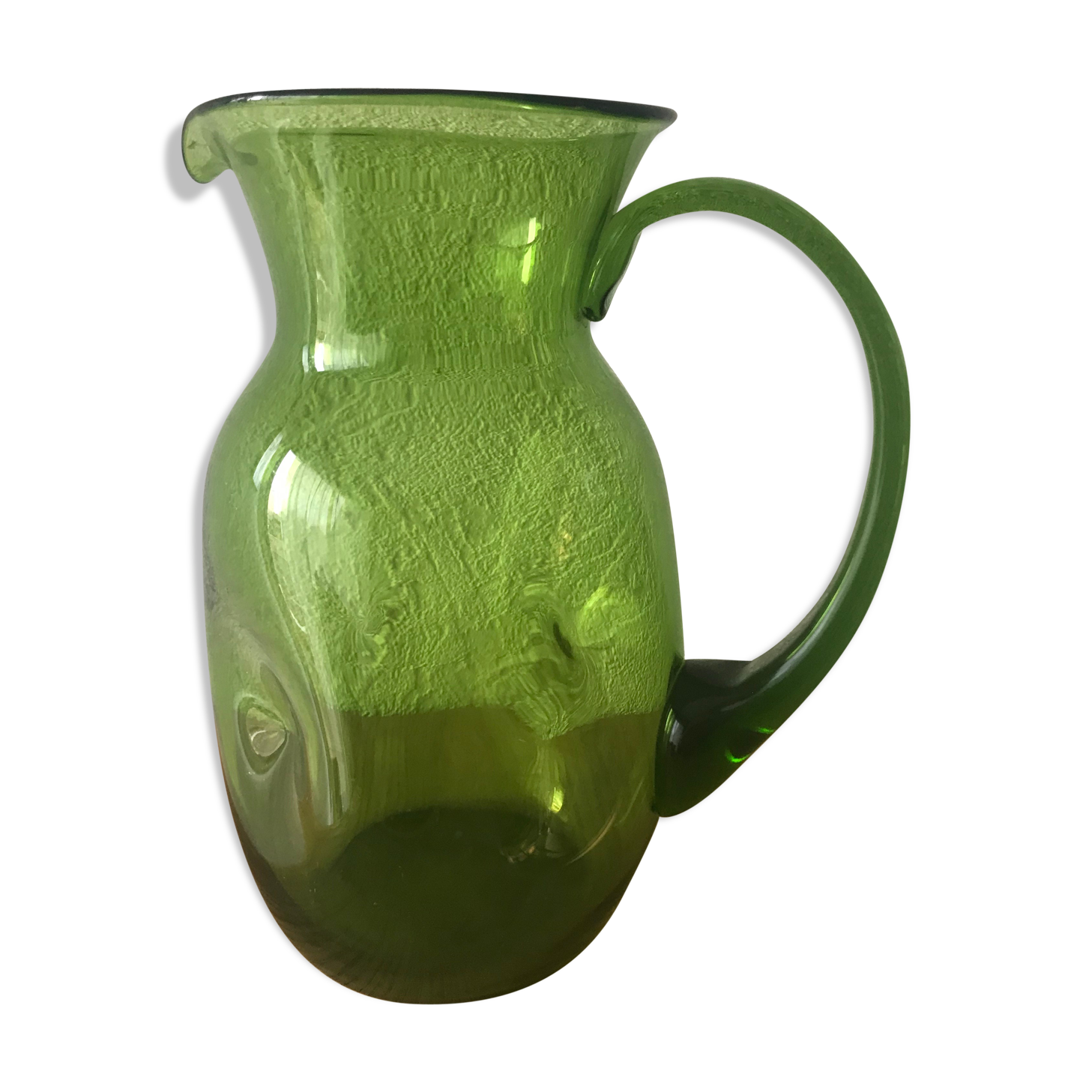 Pichet en verre vert