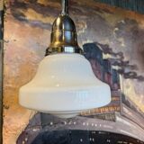 Suspension opaline 1920