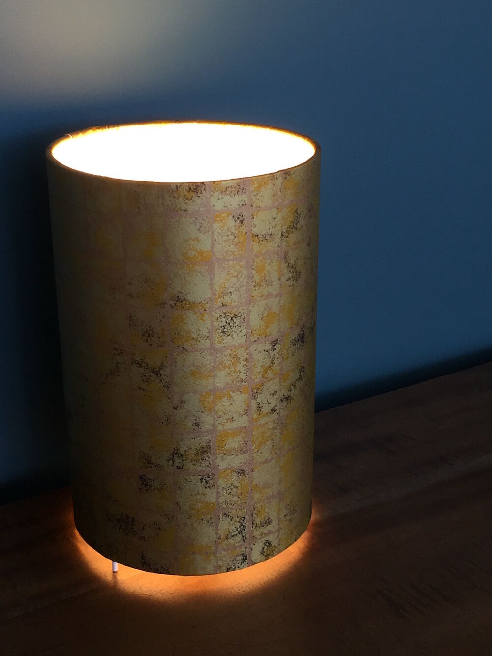 Cylindrical footbats gold leaf