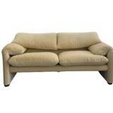 Maralunga 2-seater sofa by Vico Magistretti for Cassina