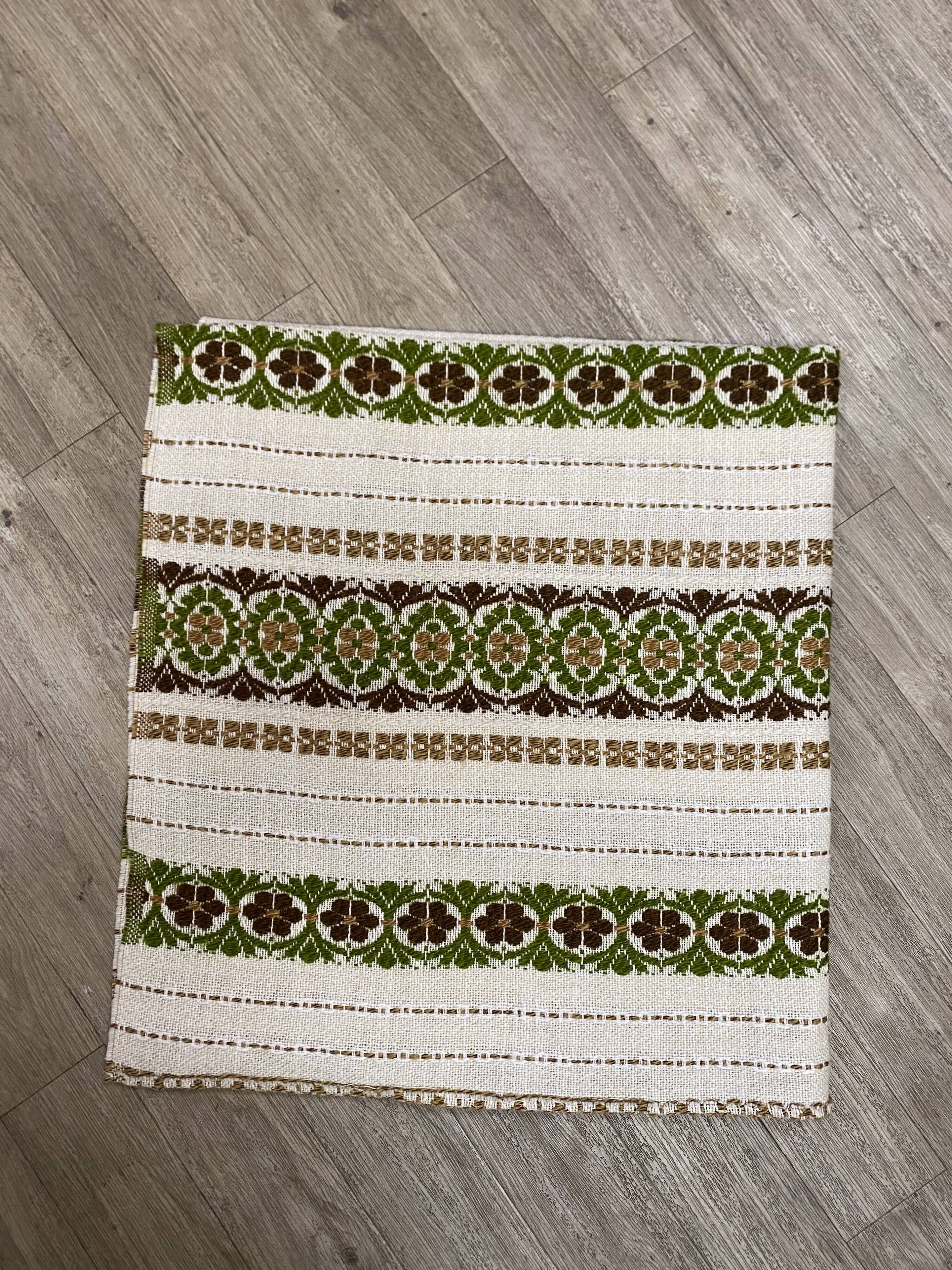 Vintage 70s tablecloth