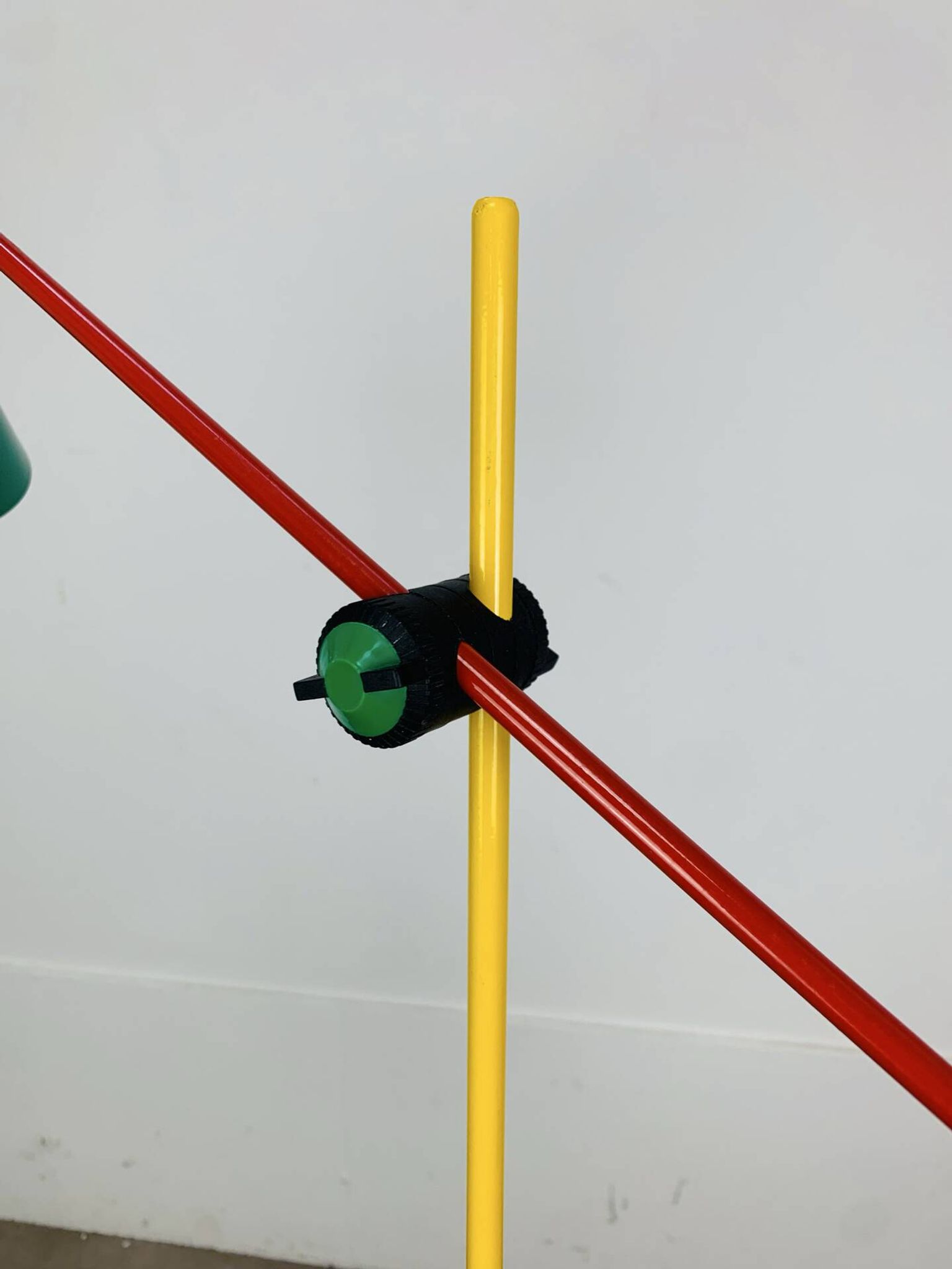 Lampadaire Veneta Lumi couleurs primaires