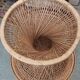 Table basse en rotin, dessus en verre
