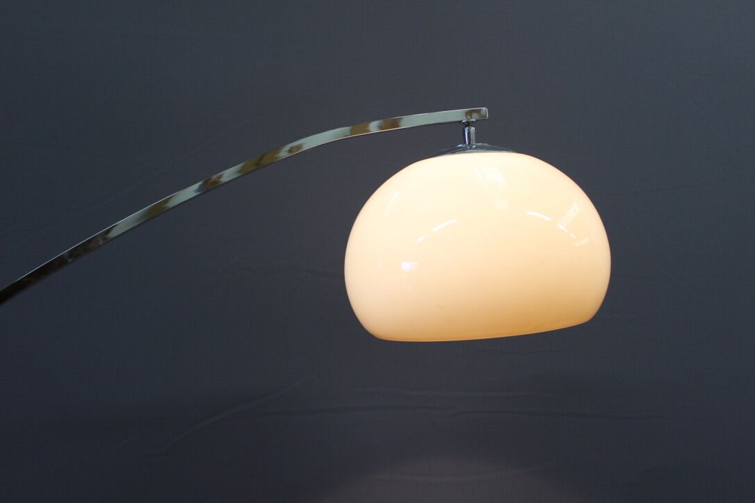 Arc floor lamp by G. Reggiani circa 1970