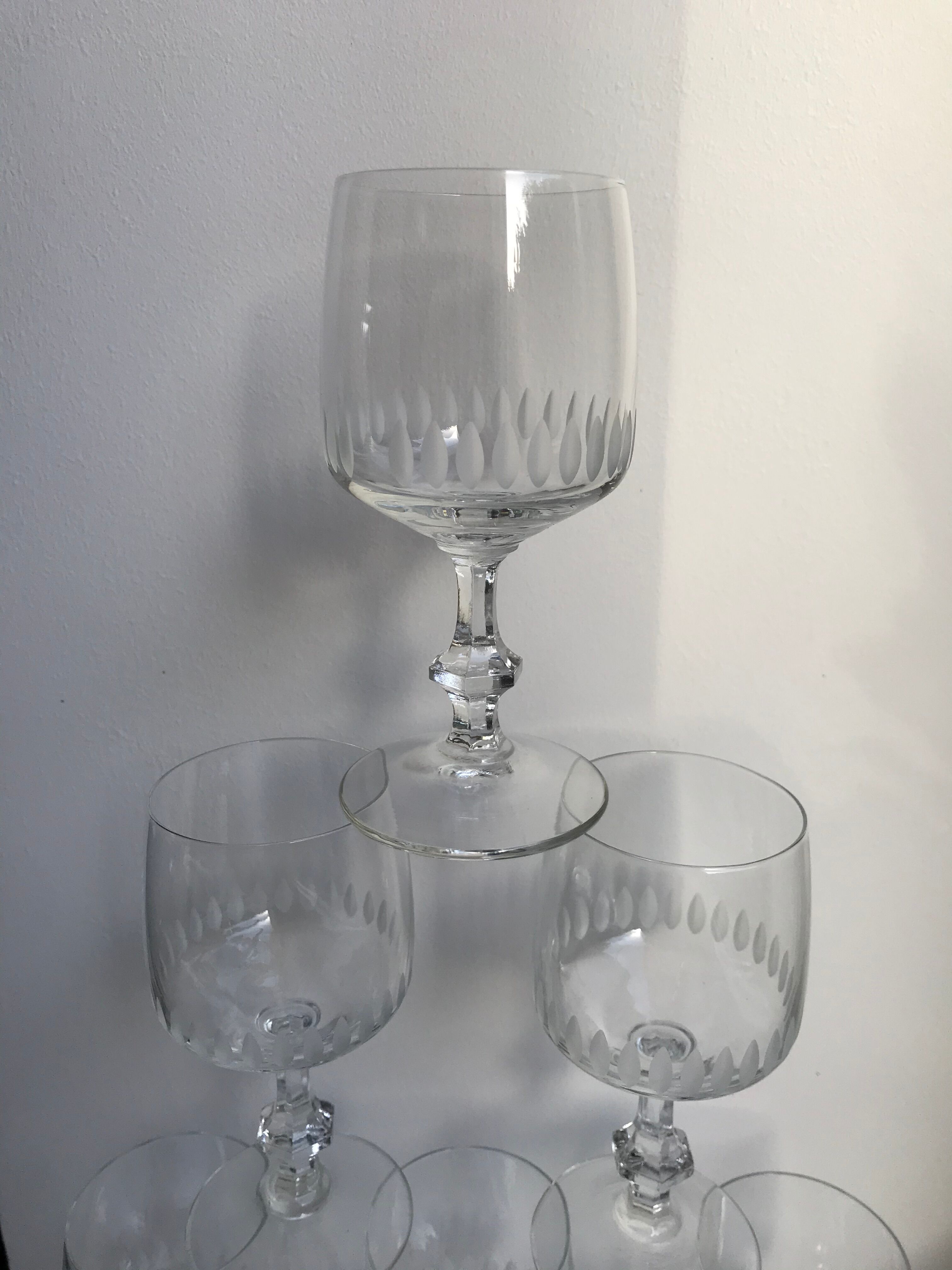 Set of 6 small crystal wine glasses engraved 30-40s