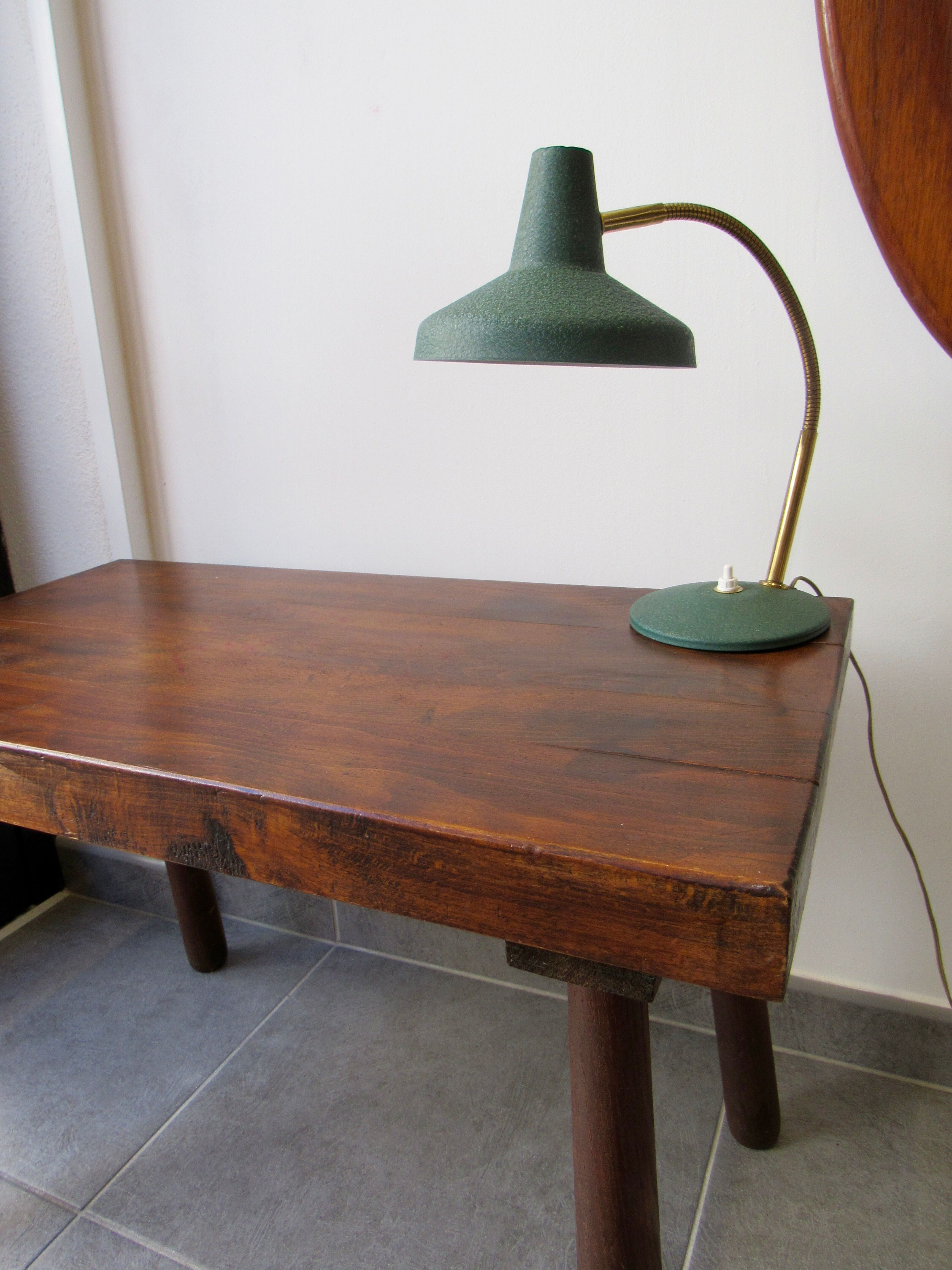 Table low spirit campaign in solid wood.