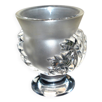 LALIQUE FRANCE vase Saint-Cloud model 1950-1960 in sandblasted crystal leaves