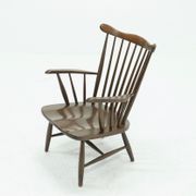 Fauteuil scandinave à dossier fuseau années 1960